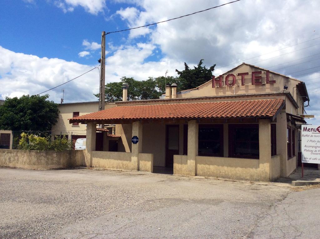 Le Relais Des Blaches Hotel Pierrelatte Eksteriør billede
